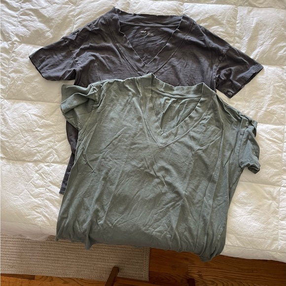 American Eagle and Aerie clothing bundle with 9 items - Picture 3 of 11